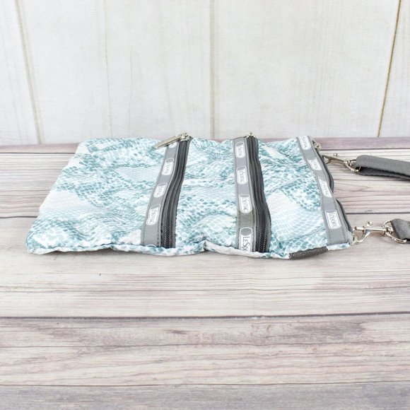 Le SportSac Green 100% Polyester Crossbody Bag Handbag Purse Travel - Picture 6 of 10